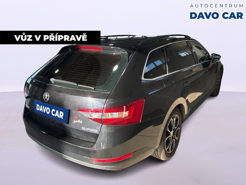 Škoda Superb 2,0 TDI 110kW CZ Xenon Navi - fotka 5 z 12