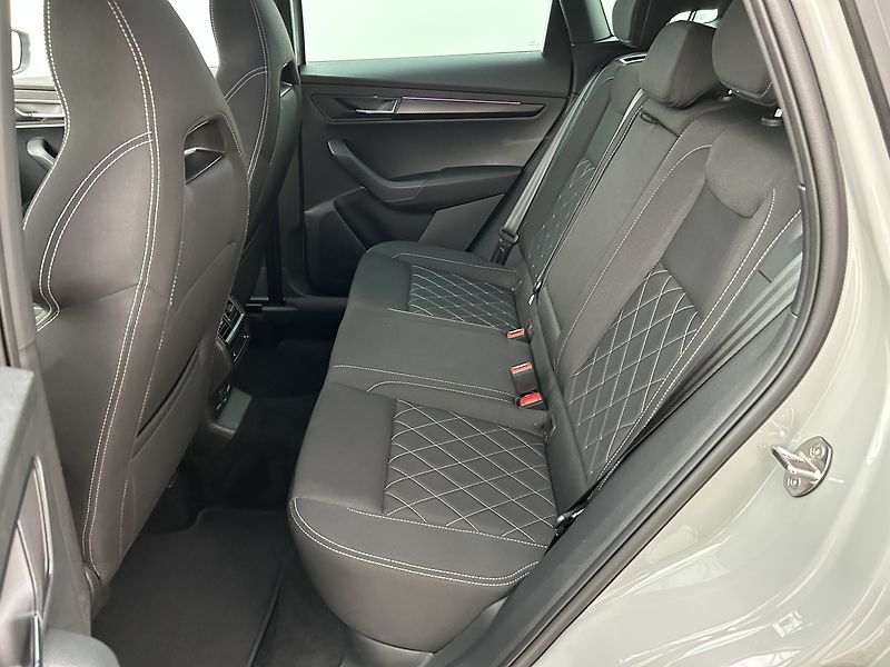 Škoda Karoq 1.5 TSI SportLine - fotka 24 z 32