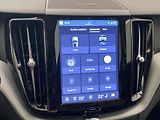 Volvo XC60 B4 AWD DARK PLUS AUT - náhled 42