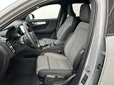 Volvo XC40 2.0 B3 CORE - náhled 11