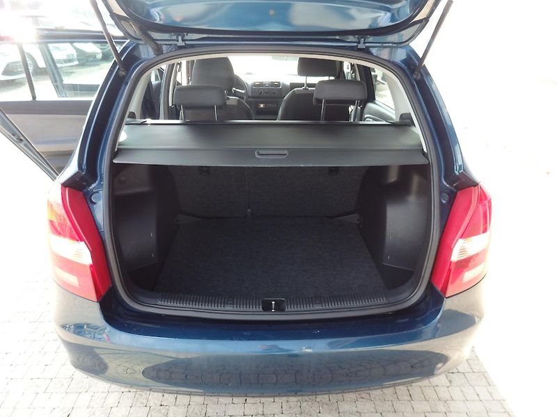 Škoda Fabia 1.4 16V ABS, KLIMATIZACE - fotka 8 z 14