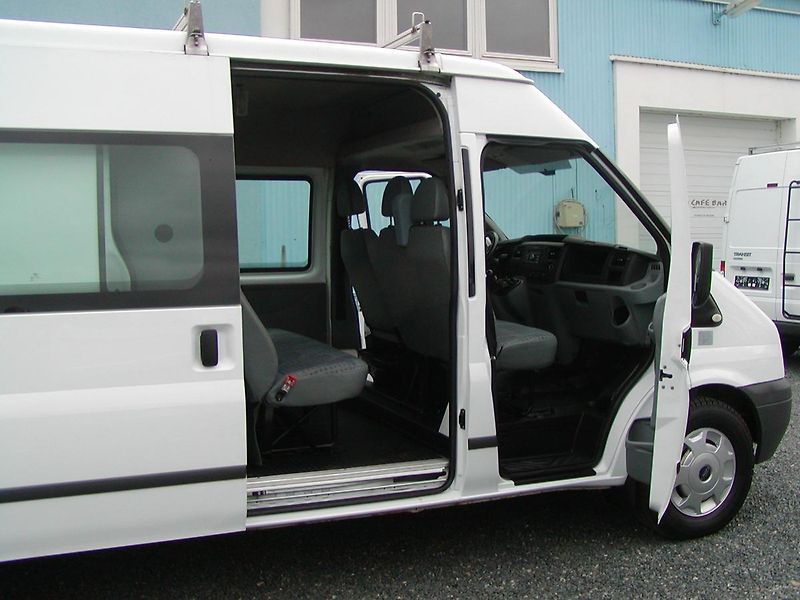 Ford Transit (2011) 2.2TDCi, 6MÍST, 350L,196TIS.KM - fotka 30 z 50