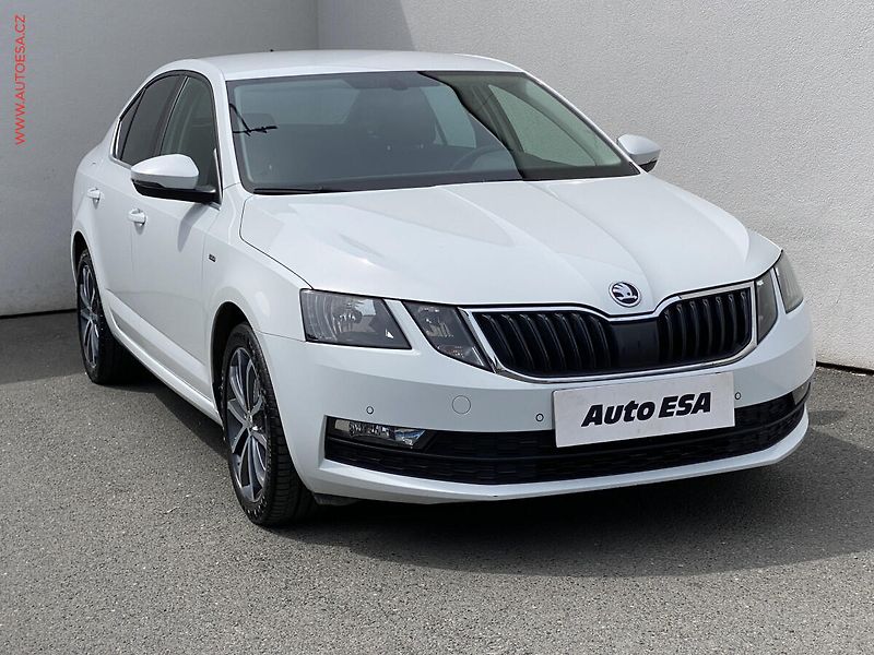 Škoda Octavia (2017) 1.6 TDi, Drive, DSG, navi - fotografie inzerátu