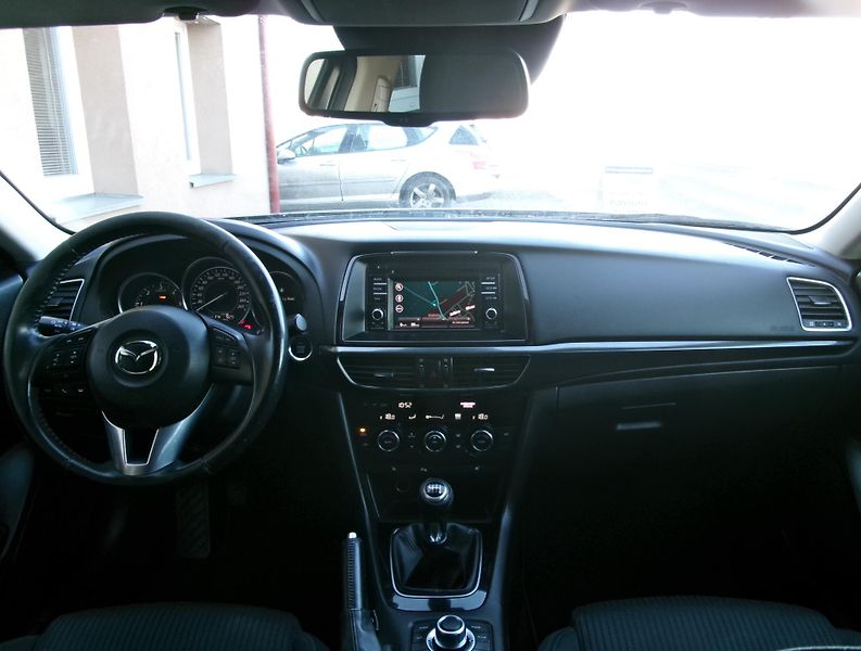 Mazda 6 (2014) 2,2D - ZADÁNO - fotka 15 z 28