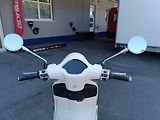 Vespa Primavera 125 3V ABS (2026) Bianco Innocente FL26 (příslu - náhled 9