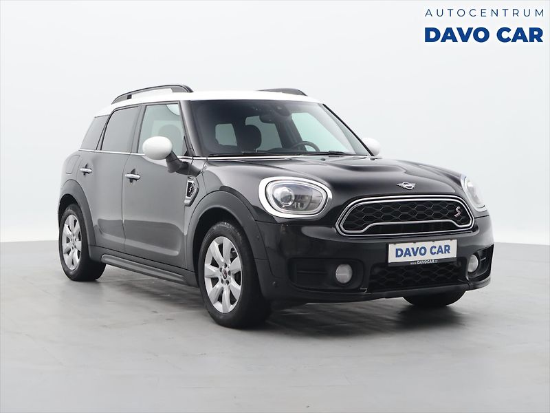 Mini Countryman 2,0 SD 140kW ALL4 Aut. LED - fotografie inzerátu