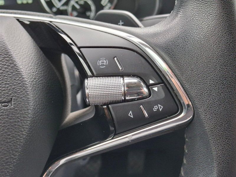 Škoda Scala (2023) Style DSG 1,5TSi 110kW - fotka 18 z 33