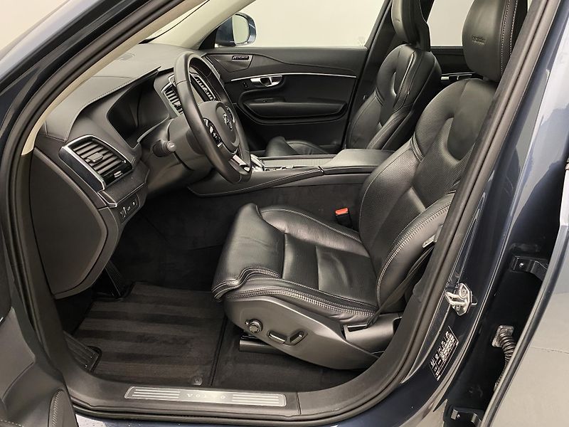 Volvo XC90 T8 AWD RECHARGE INSCRIPTION 7m - fotka 3 z 57