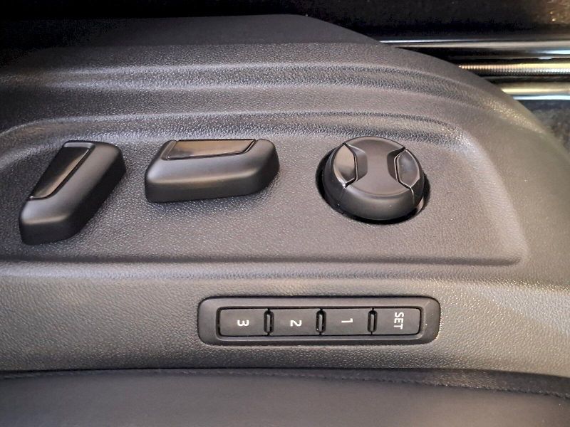 Škoda Kodiaq (2023) STYLE PLUS 4X4 TD 110/2.0 A7A - fotka 6 z 23