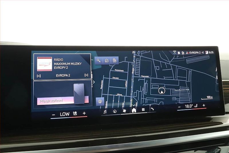 BMW X7 (2025) xDrive40d, Navigace - fotka 9 z 22