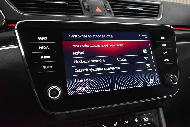 Škoda Superb 2.0 TDI L&K*2xKOLA*DSG*ACC*ČR* - fotka 34 z 42