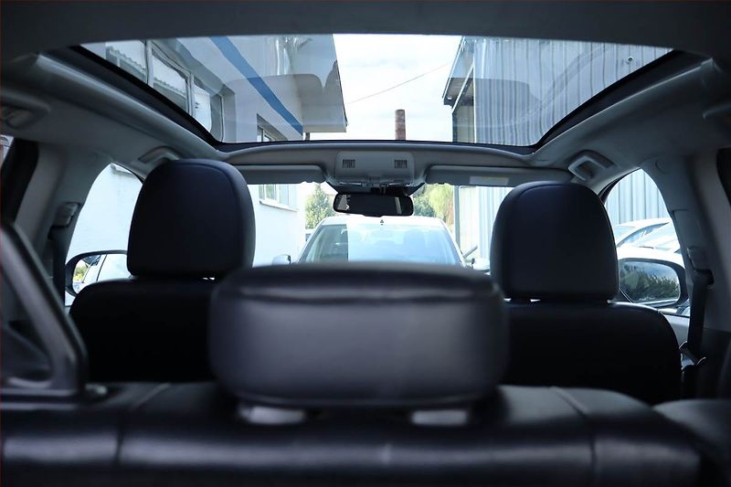 Peugeot 4008 (2013) 1.8 HDI, 4X4, Serv.kniha - fotka 20 z 25