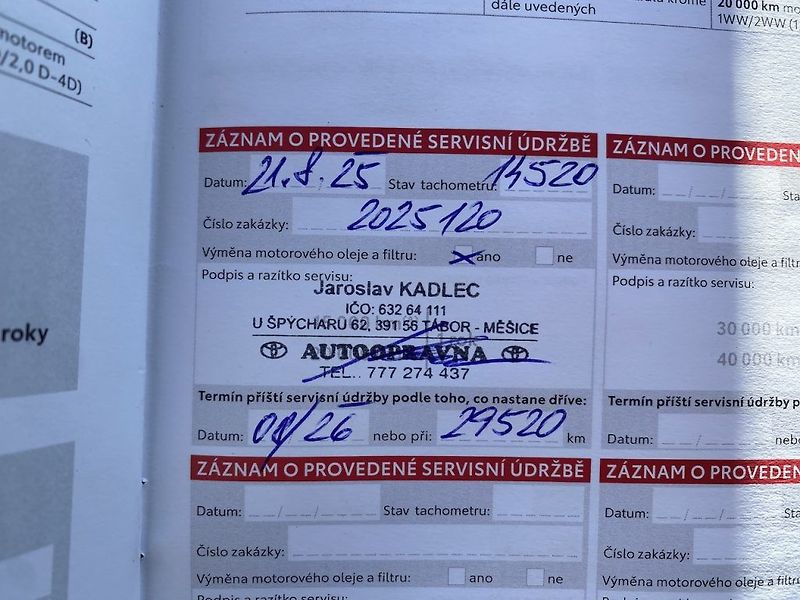 Toyota RAV4 2.5Plug-in, ČR, Selection, 4x4 - fotka 36 z 36
