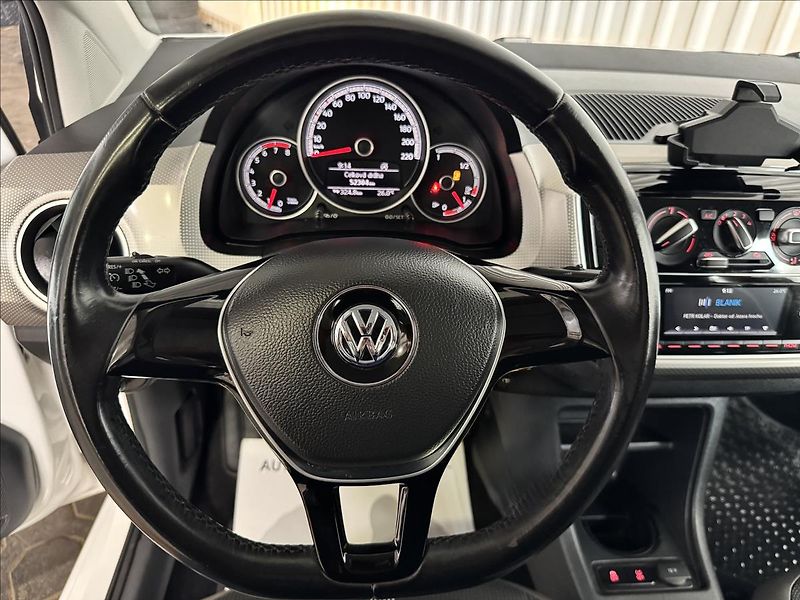 Volkswagen up! 1.0CNG HIGHLINE 2XALU 52KM! - fotka 16 z 37