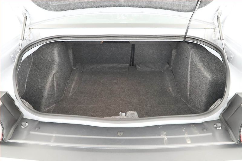 Dodge Challenger (2022) 3.6 V6 - fotka 11 z 21