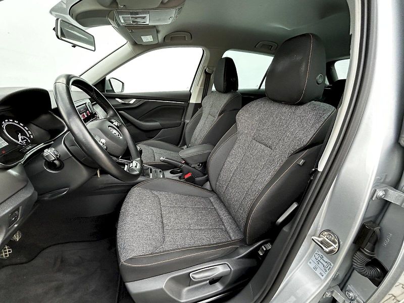 Škoda Kamiq (2021) 1.5 TSI 110kW MP6 Ambition - fotka 24 z 32