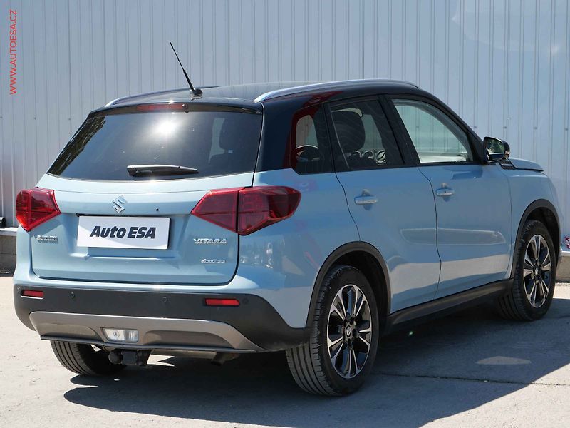 Suzuki Vitara (2019) 1.4 BoosterJet 4x4, 2.maj,ČR - fotka 4 z 30