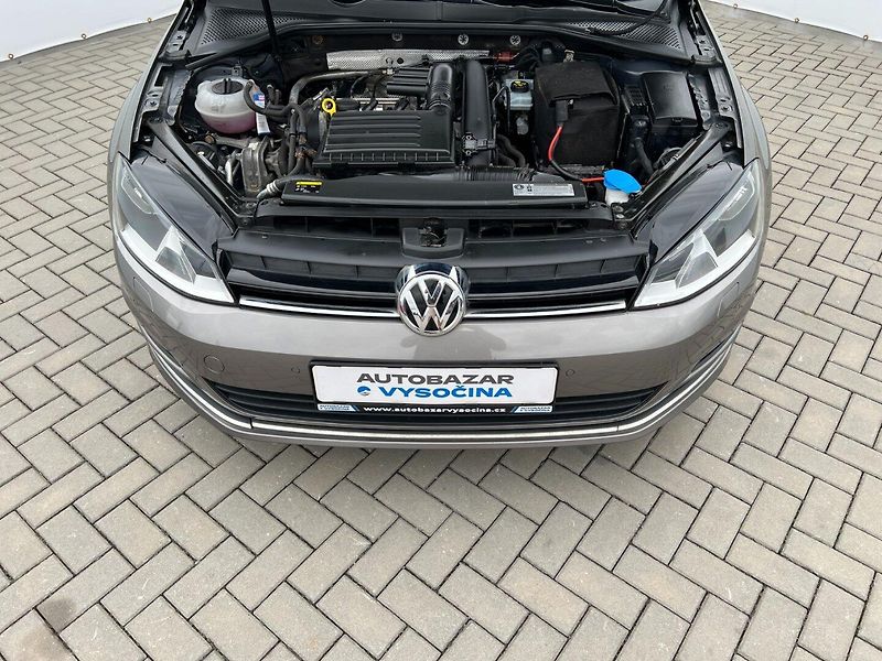 Volkswagen Golf Variant (2016) 1.2TSi LOUNGE Edition - fotka 11 z 33