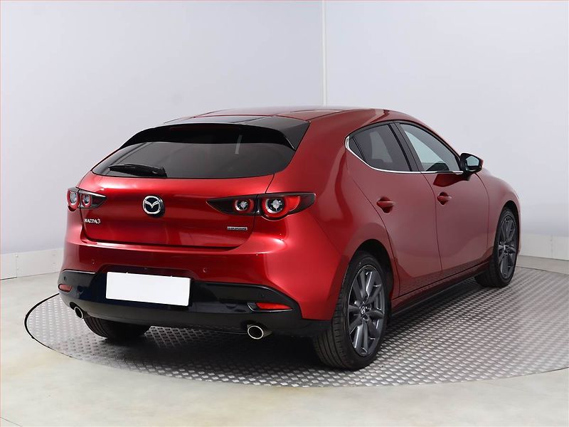 Mazda 3 (2023) 2.0 Skyactiv-G - fotka 5 z 20