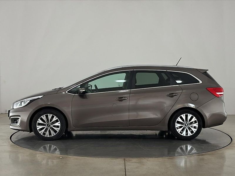 Kia Ceed Exclusive DCT - fotka 3 z 27