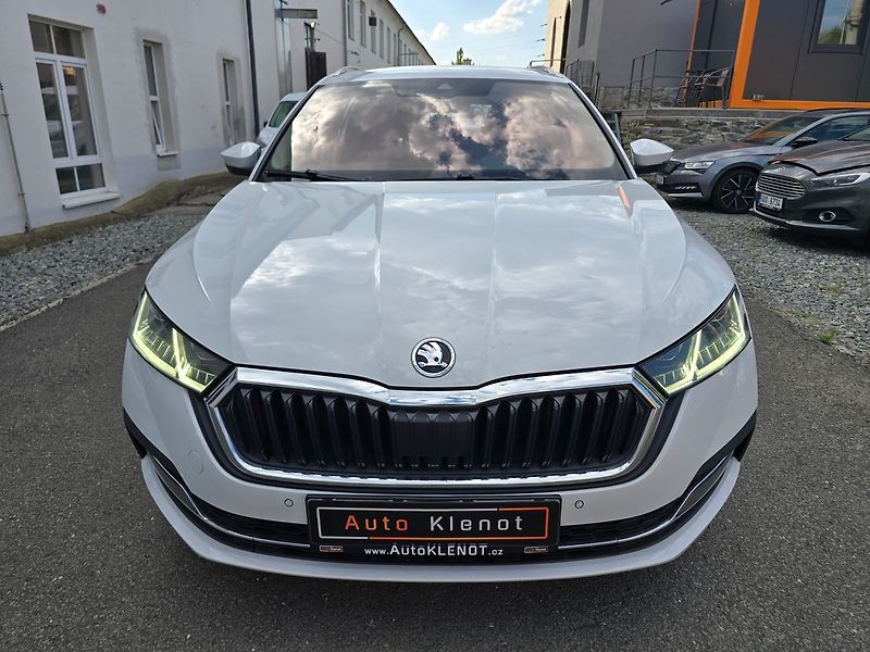 Škoda Octavia 2.0TDi 110kW DSG STYLE + NAVI - fotka 3 z 44