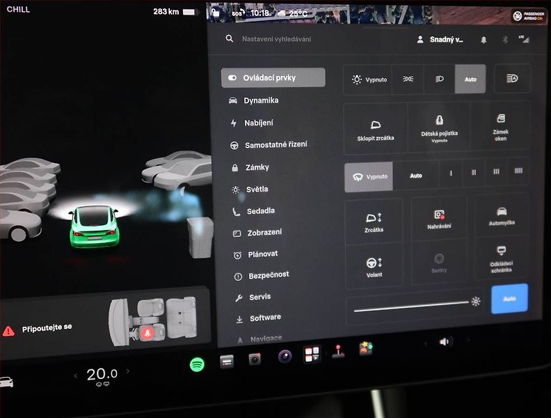 Tesla Model 3 (2019) Long Range 4WD 78kWh - fotka 20 z 23