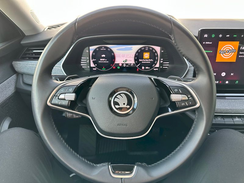 Škoda Octavia (2024) 1.5 TSI 110kW MHEV Top Selecti - fotka 12 z 25
