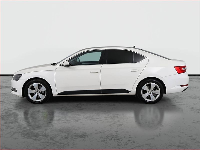 Škoda Superb (2018) Ambition 2.0 TDI, Bi-Xenony - fotka 3 z 13