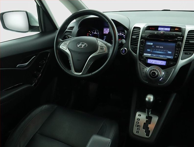 Hyundai ix20 (2013) 1.6 CVVT, Automat, Serv.kniha - fotka 7 z 20