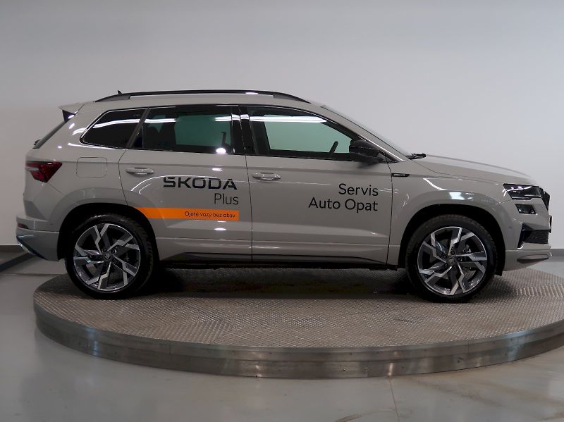 Škoda Karoq (2026) SPORTLINE 2.0TSI 140KW 4x4 DSG - fotka 8 z 44
