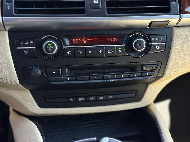 BMW X6 (2012) BMW X6 2012 - fotka 13 z 18