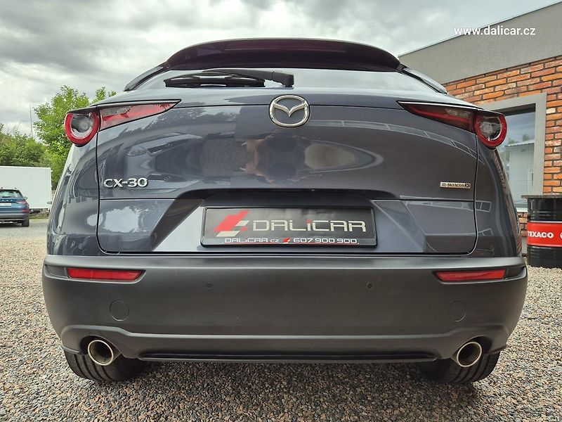 Mazda CX-30 (2022) CX-30 2.0i ESkyactiv-X Automat - fotka 11 z 54
