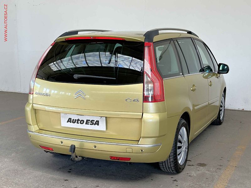 Citroën C4 Picasso (2007) 2.0 HDI 7míst, AT - fotka 4 z 17