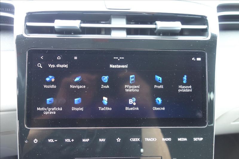 Hyundai Tucson 1,6 T-GDi 110KW, ČR, SERV.KN. - fotka 24 z 43