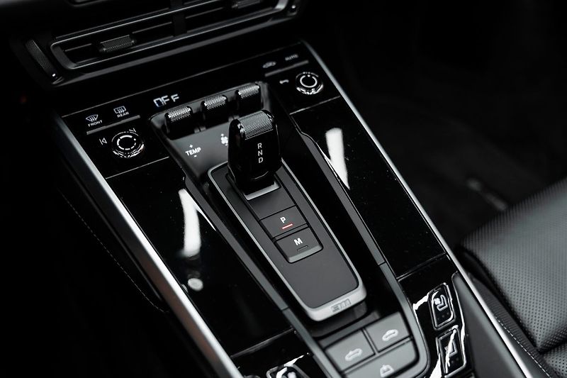 Porsche 911 4 GTS - fotka 12 z 20