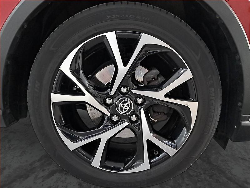 Toyota C-HR (2020) Selection 2.0 Hybrid - fotka 15 z 17
