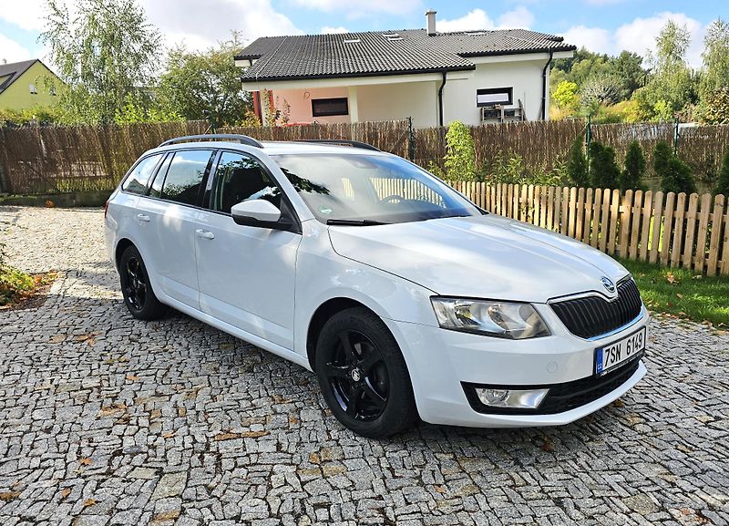 Škoda Octavia (2016) Škoda Octavia 3 Combi 2.0 TDI - fotka 1 z 15