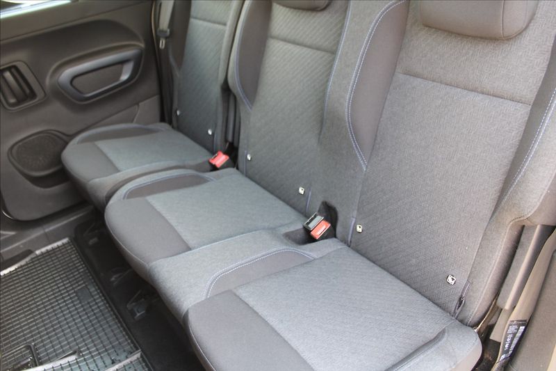 Peugeot Rifter 1,5 HDi  ČR,ALLURE,TAŽNÉ - fotka 21 z 23
