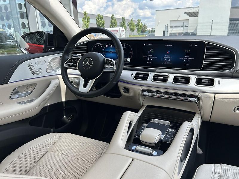Mercedes-Benz GLE 400d 4MATIC AMG Coupe - fotka 14 z 36