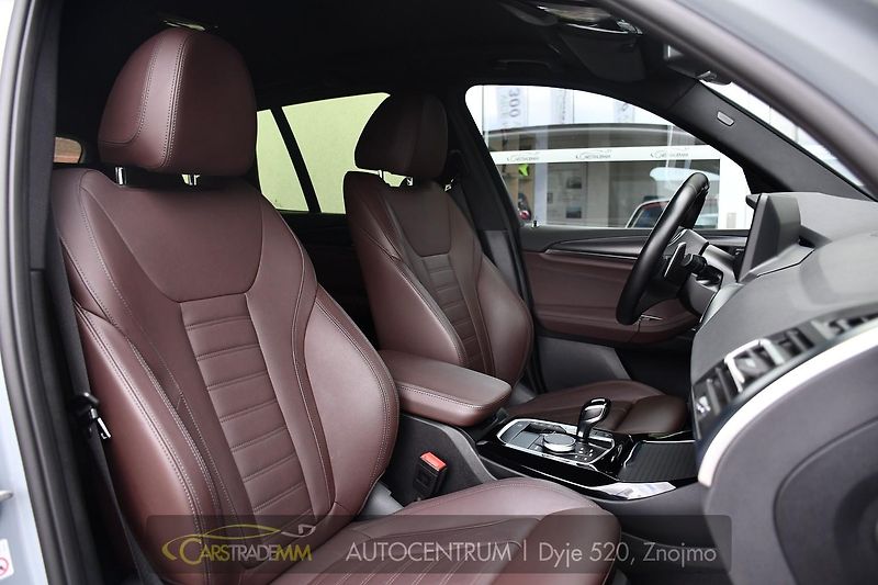 BMW X3 xDrive30d M-SPORT 1M ČR - fotka 20 z 54