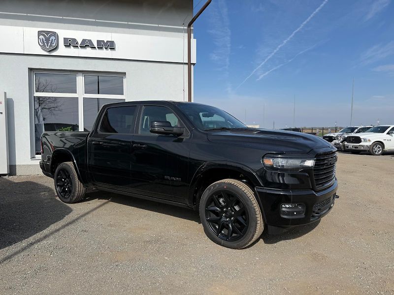 Dodge RAM (2025) 1500 Laramie Night Ed 3.0l - fotografie inzerátu