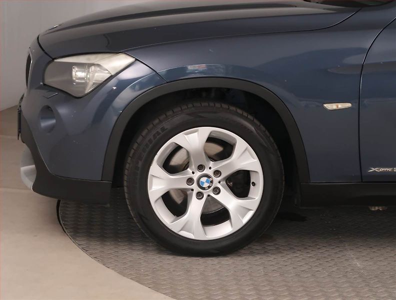 BMW X1 (2011) xDrive20d, 4X4, Automat - fotka 15 z 16