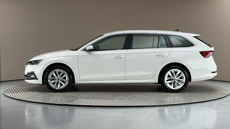 Škoda Octavia 2.0 TDI DSG Style Combi - fotka 4 z 27
