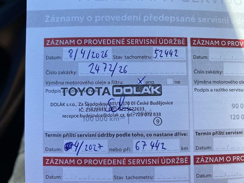 Toyota Yaris 1.5HSD, ČR, StyleTech, záruka - fotka 17 z 18