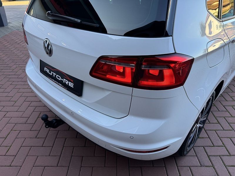Volkswagen Golf Sportsvan (2015) 1.4TSi DSG Xenony Navi Tažné Z - fotka 39 z 50