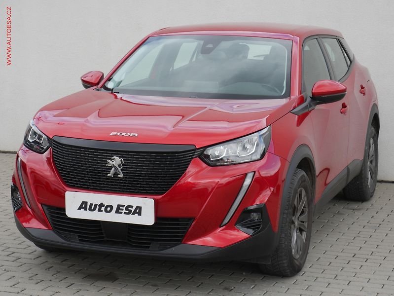 Peugeot 2008 (2021) 1.2PT, ČR, Active - fotka 3 z 17