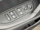 Peugeot 2008 (2023) 1.2 PT, Allure, AT, LED, TZ - náhled 11