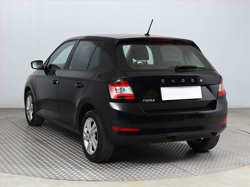 Škoda Fabia (2020) Ambition 1.0 TSI, Tempomat - fotka 4 z 15