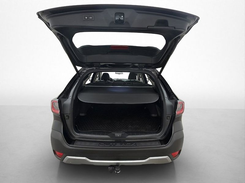 Subaru Outback 2.5i 4WD Touring + tažné - fotka 30 z 32