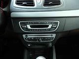 Renault Fluence (2010) 1.6i, ČR, Navi, AC - náhled 13